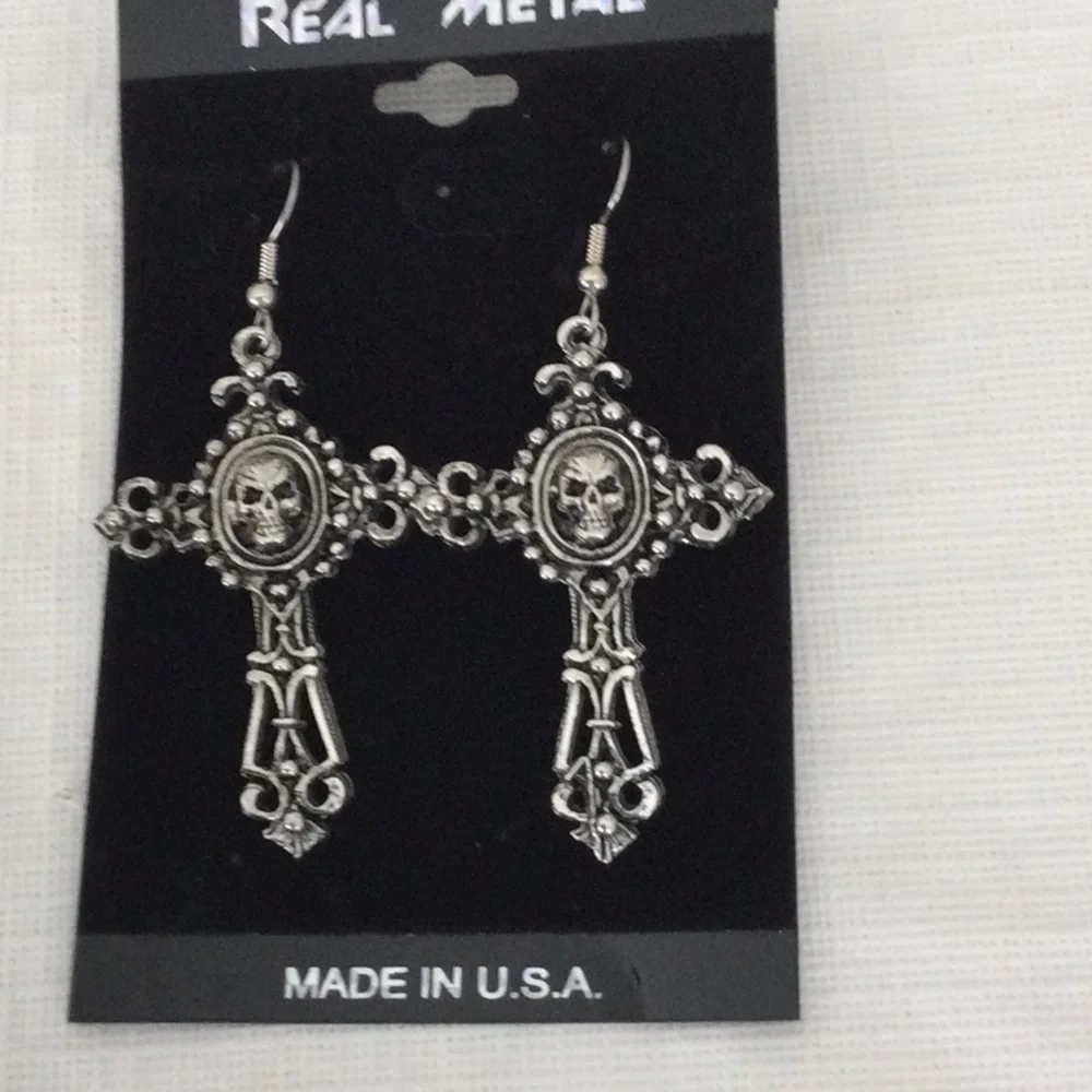 Woman’s Earrings made by Real Metal Great for Halloween